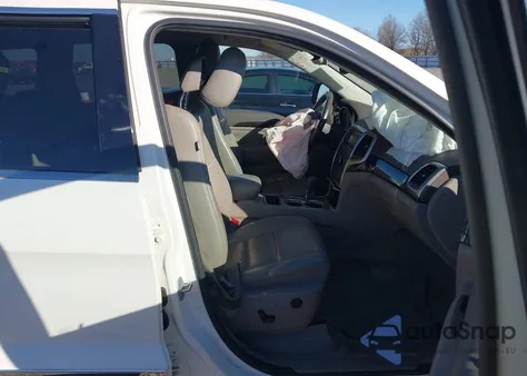 2011 Jeep Grand Cherokee Laredo z USA, uszkodzony, nr VIN 1J4RR4GG3BC538422